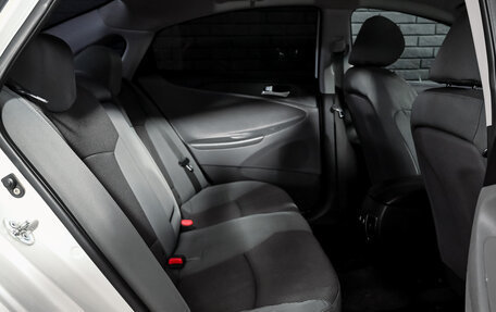 Hyundai Sonata VI, 2011 год, 990 000 рублей, 18 фотография