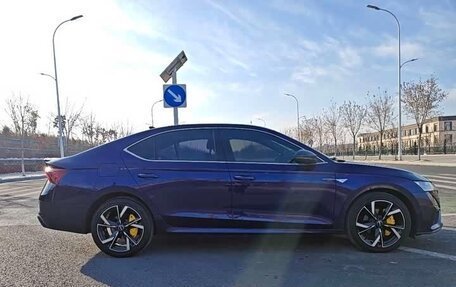 Skoda Octavia IV, 2021 год, 1 990 000 рублей, 4 фотография