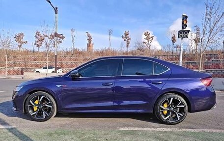 Skoda Octavia IV, 2021 год, 1 990 000 рублей, 8 фотография