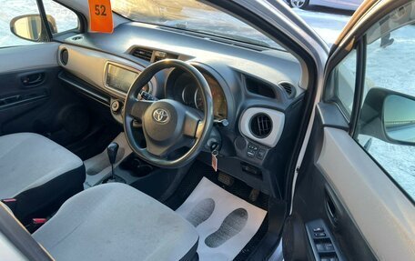 Toyota Vitz, 2013 год, 879 000 рублей, 10 фотография