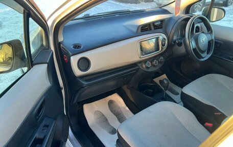 Toyota Vitz, 2013 год, 879 000 рублей, 12 фотография