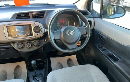 Toyota Vitz, 2013 год, 879 000 рублей, 15 фотография