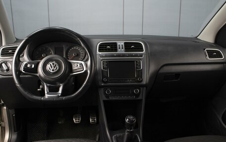 Volkswagen Polo VI (EU Market), 2018 год, 1 040 000 рублей, 5 фотография