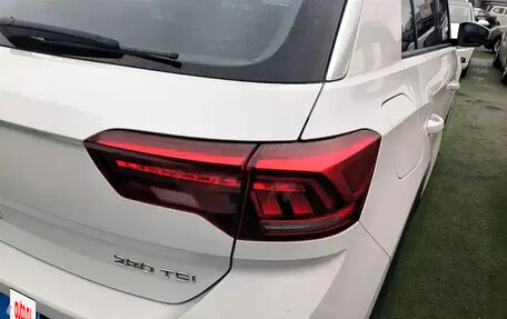 Volkswagen T-Roc I, 2021 год, 1 327 000 рублей, 5 фотография