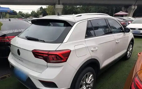 Volkswagen T-Roc I, 2021 год, 1 327 000 рублей, 7 фотография