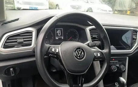 Volkswagen T-Roc I, 2021 год, 1 327 000 рублей, 12 фотография