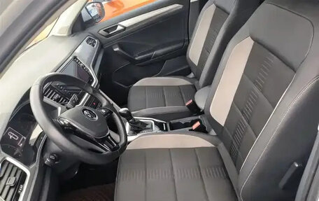 Volkswagen T-Roc I, 2021 год, 1 327 000 рублей, 10 фотография