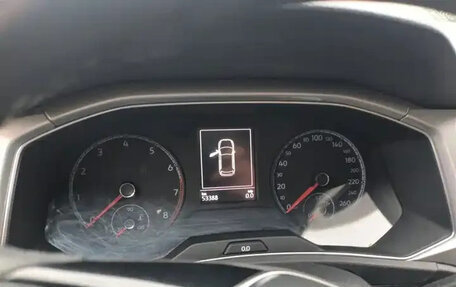 Volkswagen T-Roc I, 2021 год, 1 327 000 рублей, 11 фотография