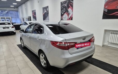 KIA Rio III рестайлинг, 2012 год, 796 000 рублей, 5 фотография