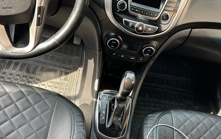 Hyundai Solaris II рестайлинг, 2015 год, 1 450 000 рублей, 10 фотография