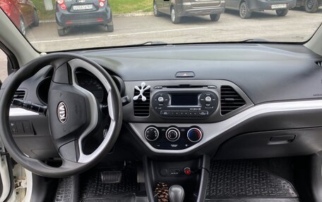 KIA Picanto II, 2012 год, 900 000 рублей, 13 фотография