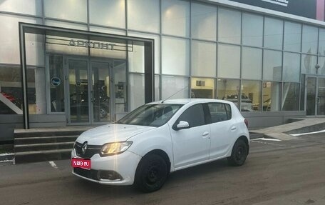 Renault Sandero II рестайлинг, 2016 год, 776 000 рублей, 1 фотография