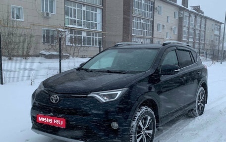 Toyota RAV4, 2018 год, 2 320 000 рублей, 1 фотография