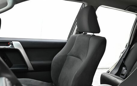 Toyota Land Cruiser Prado 150 рестайлинг 2, 2012 год, 2 749 000 рублей, 7 фотография