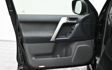 Toyota Land Cruiser Prado 150 рестайлинг 2, 2012 год, 2 749 000 рублей, 8 фотография