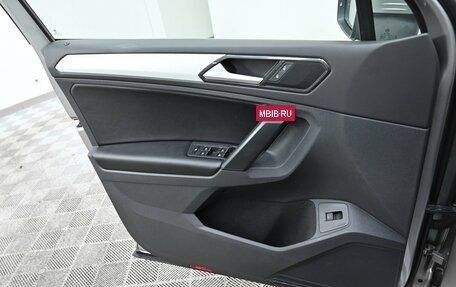 Volkswagen Tiguan II, 2017 год, 1 775 000 рублей, 9 фотография