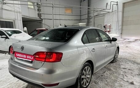 Volkswagen Jetta VI, 2012 год, 875 000 рублей, 2 фотография