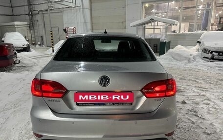 Volkswagen Jetta VI, 2012 год, 875 000 рублей, 4 фотография