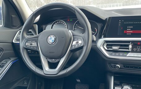 BMW 3 серия, 2020 год, 3 100 000 рублей, 19 фотография