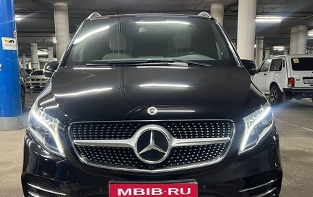 Mercedes-Benz V-Класс, 2022 год, 8 499 000 рублей, 2 фотография