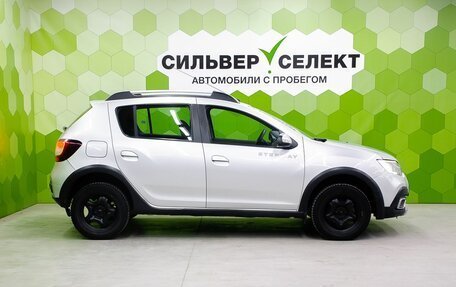 Renault Sandero II рестайлинг, 2019 год, 950 000 рублей, 8 фотография