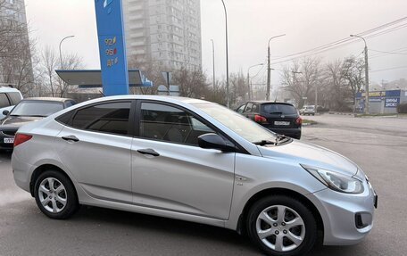 Hyundai Solaris II рестайлинг, 2013 год, 749 000 рублей, 5 фотография