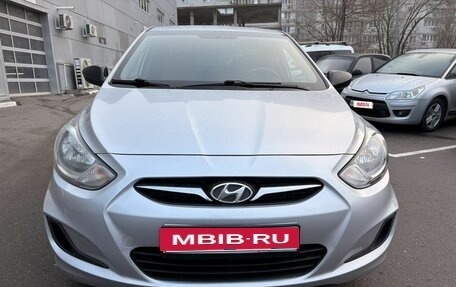 Hyundai Solaris II рестайлинг, 2013 год, 749 000 рублей, 7 фотография