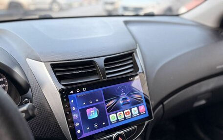 Hyundai Solaris II рестайлинг, 2013 год, 749 000 рублей, 13 фотография