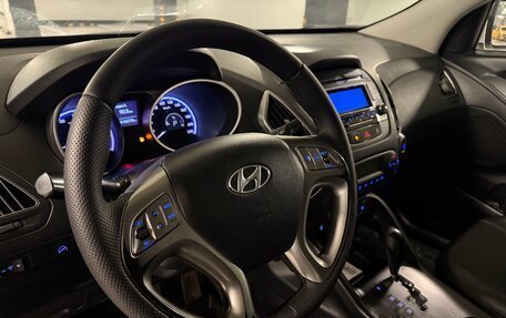 Hyundai ix35 I рестайлинг, 2011 год, 950 000 рублей, 9 фотография