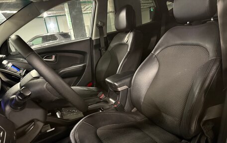 Hyundai ix35 I рестайлинг, 2011 год, 950 000 рублей, 8 фотография