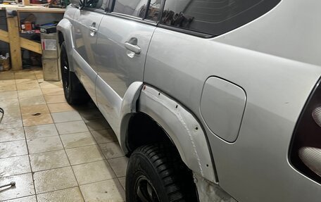 Toyota Land Cruiser Prado 120 рестайлинг, 2003 год, 1 300 000 рублей, 4 фотография