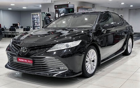 Toyota Camry, 2018 год, 2 899 000 рублей, 1 фотография