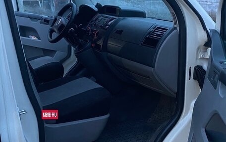 Volkswagen Transporter T5 рестайлинг, 2007 год, 1 300 000 рублей, 8 фотография