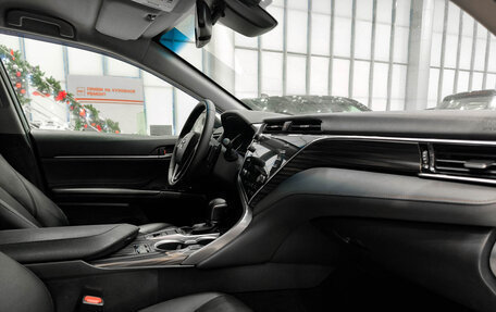 Toyota Camry, 2019 год, 3 205 000 рублей, 11 фотография