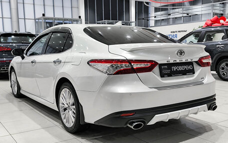 Toyota Camry, 2019 год, 3 205 000 рублей, 7 фотография