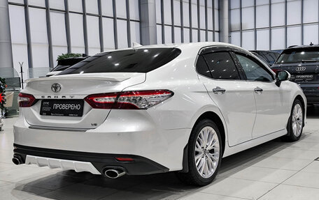 Toyota Camry, 2019 год, 3 205 000 рублей, 5 фотография