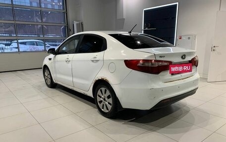 KIA Rio III рестайлинг, 2013 год, 649 000 рублей, 6 фотография