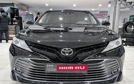 Toyota Camry, 2018 год, 2 899 000 рублей, 2 фотография