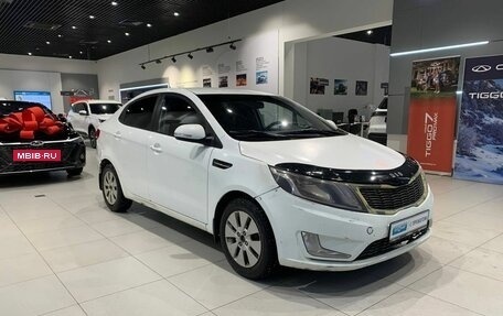 KIA Rio III рестайлинг, 2013 год, 649 000 рублей, 3 фотография