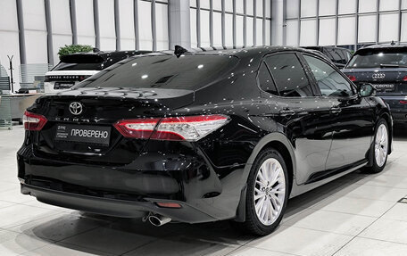 Toyota Camry, 2018 год, 2 899 000 рублей, 5 фотография