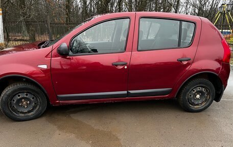 Renault Sandero I, 2010 год, 375 000 рублей, 2 фотография
