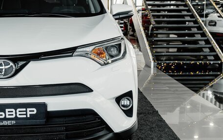 Toyota RAV4, 2017 год, 2 550 000 рублей, 9 фотография