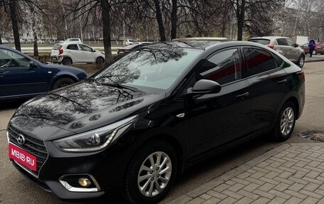 Hyundai Solaris II рестайлинг, 2019 год, 1 100 000 рублей, 1 фотография