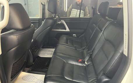 Toyota Land Cruiser 200, 2013 год, 4 500 000 рублей, 6 фотография