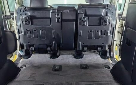 Toyota Land Cruiser 200, 2013 год, 4 500 000 рублей, 11 фотография