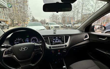 Hyundai Solaris II рестайлинг, 2019 год, 1 100 000 рублей, 10 фотография