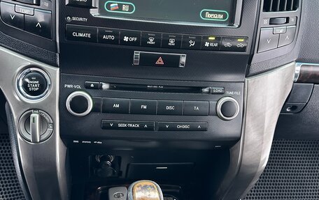 Toyota Land Cruiser 200, 2008 год, 2 650 000 рублей, 18 фотография