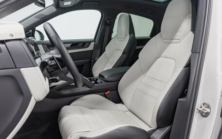 Porsche Cayenne III, 2025 год, 19 490 000 рублей, 26 фотография