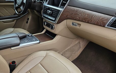 Mercedes-Benz GL-Класс, 2012 год, 3 600 000 рублей, 10 фотография