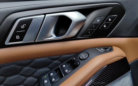 BMW X5 M, 2023 год, 17 000 000 рублей, 24 фотография